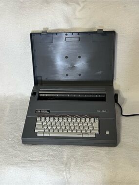 Vintage Smith Corona SL 460 Electric Typewriter - Dark Gray work tested